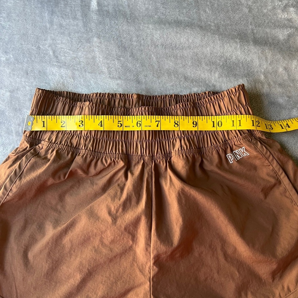 PINK Victoria's Secret Active Smocked Waist Running Shorts Brown XS - Picture 4 of 7